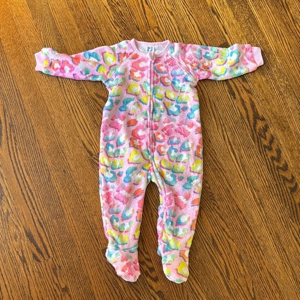 The Children's Place baby girls 9-12M Rainbow Leopard Fleece One Piece Pajamas